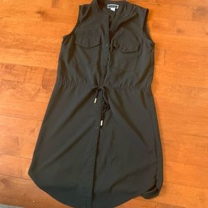 Very cute Little black causal dress!